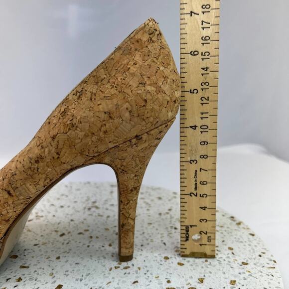Nine West Tan Specked Cork Heel Peep Toe 4" Pumps Shoes Women's Size 9.5 - Picture 8 of 11